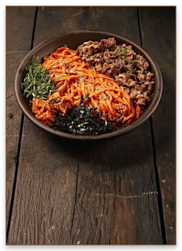 우삼겹 칼비빔면